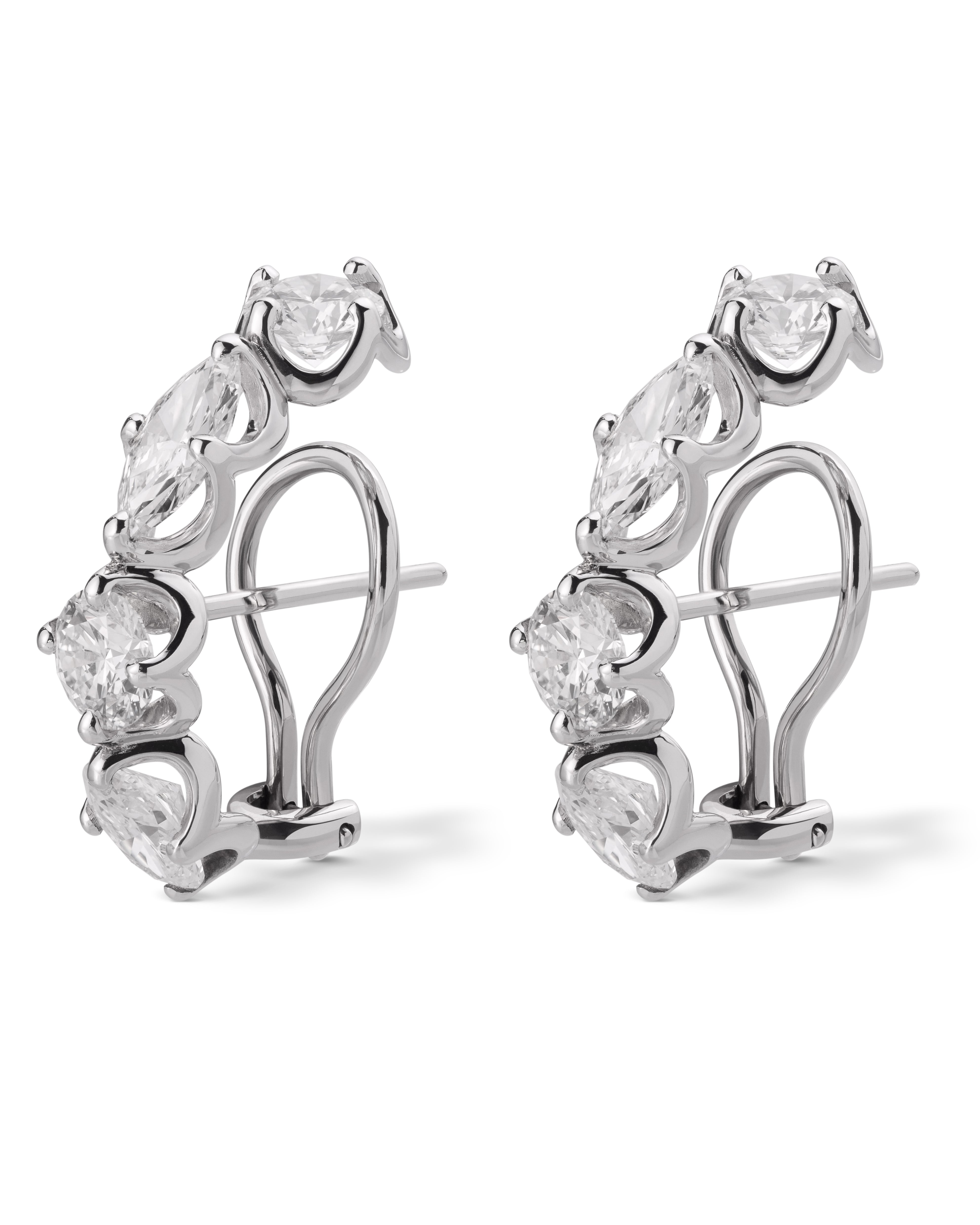 EL03 Earrings with diamonds