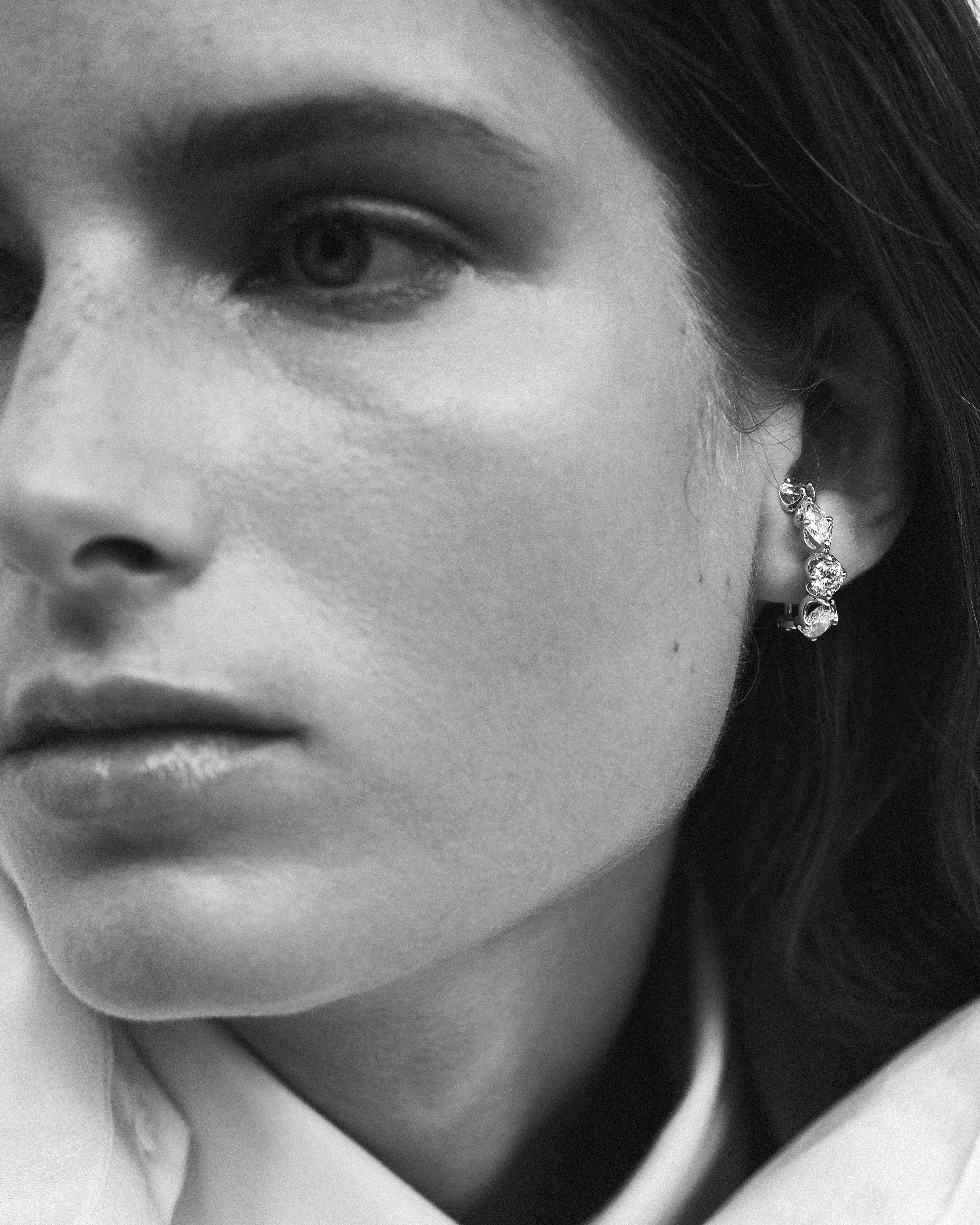 EL03 Earrings with diamonds