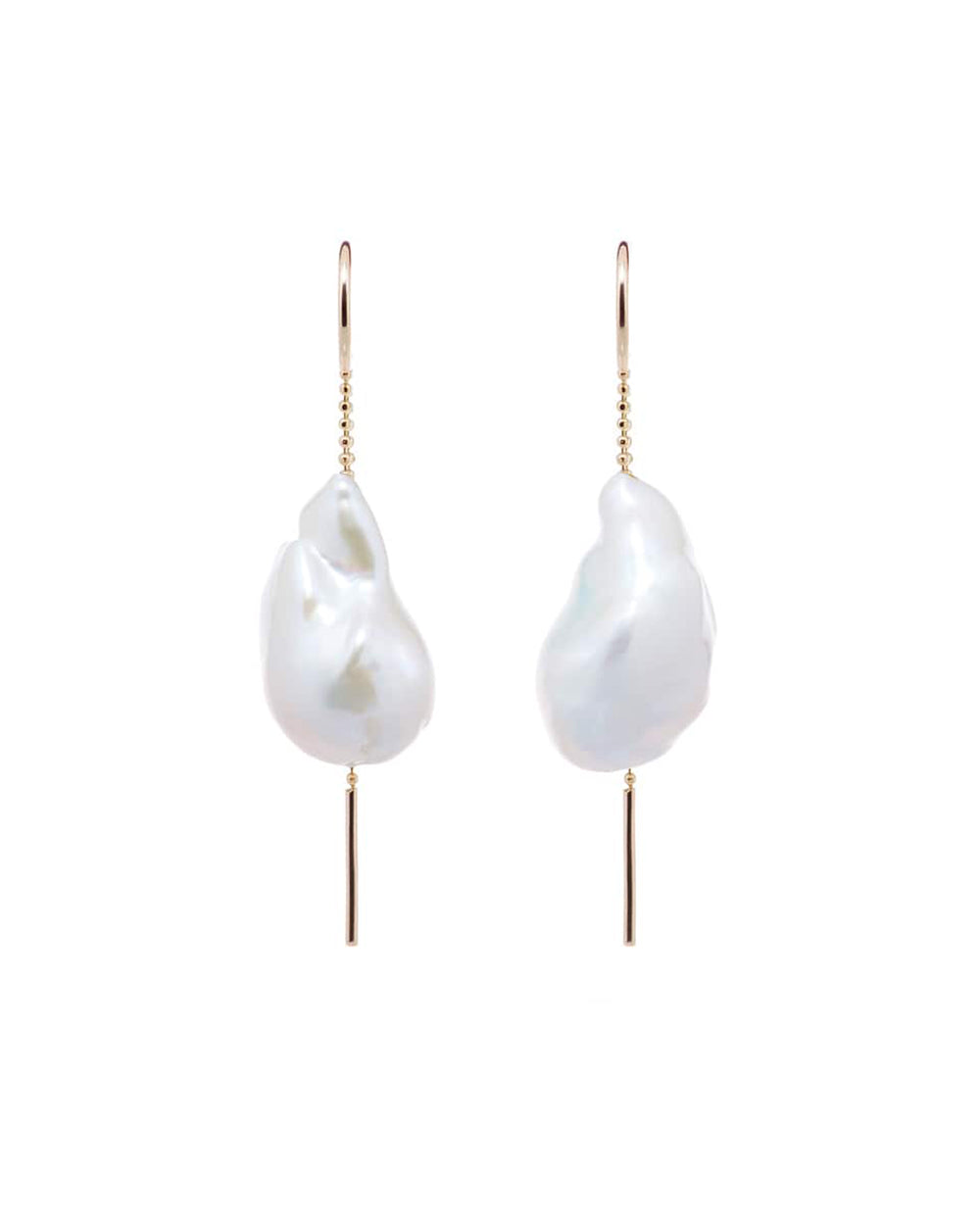SM28 Earrings with baroque pearl on a chain