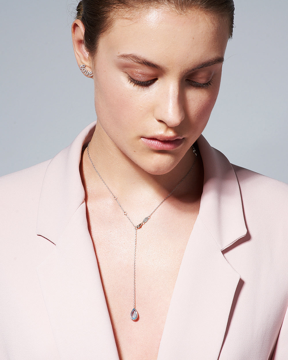 LM12 Necklace Supergirl never cry
