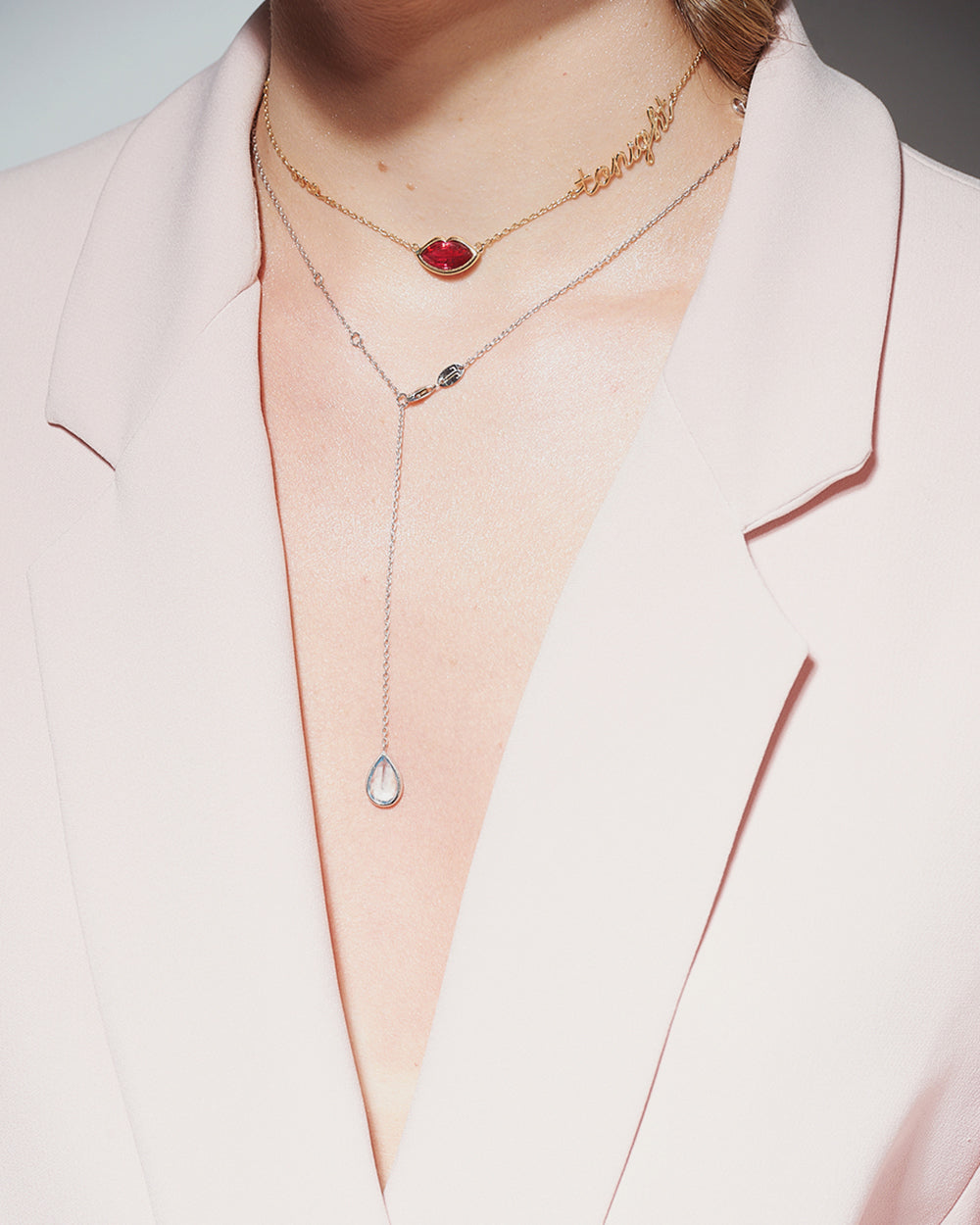 LM12 Necklace Supergirl never cry