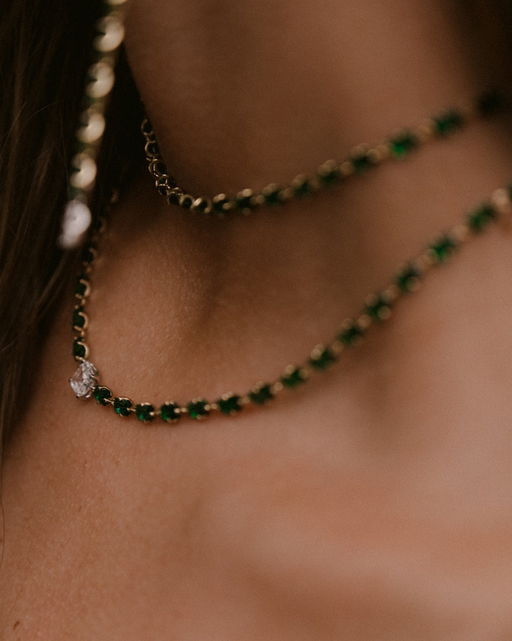 EL21 Necklace with emeralds